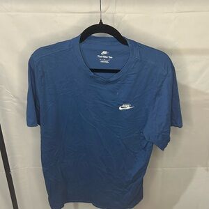 Nike blue teeshirt size M